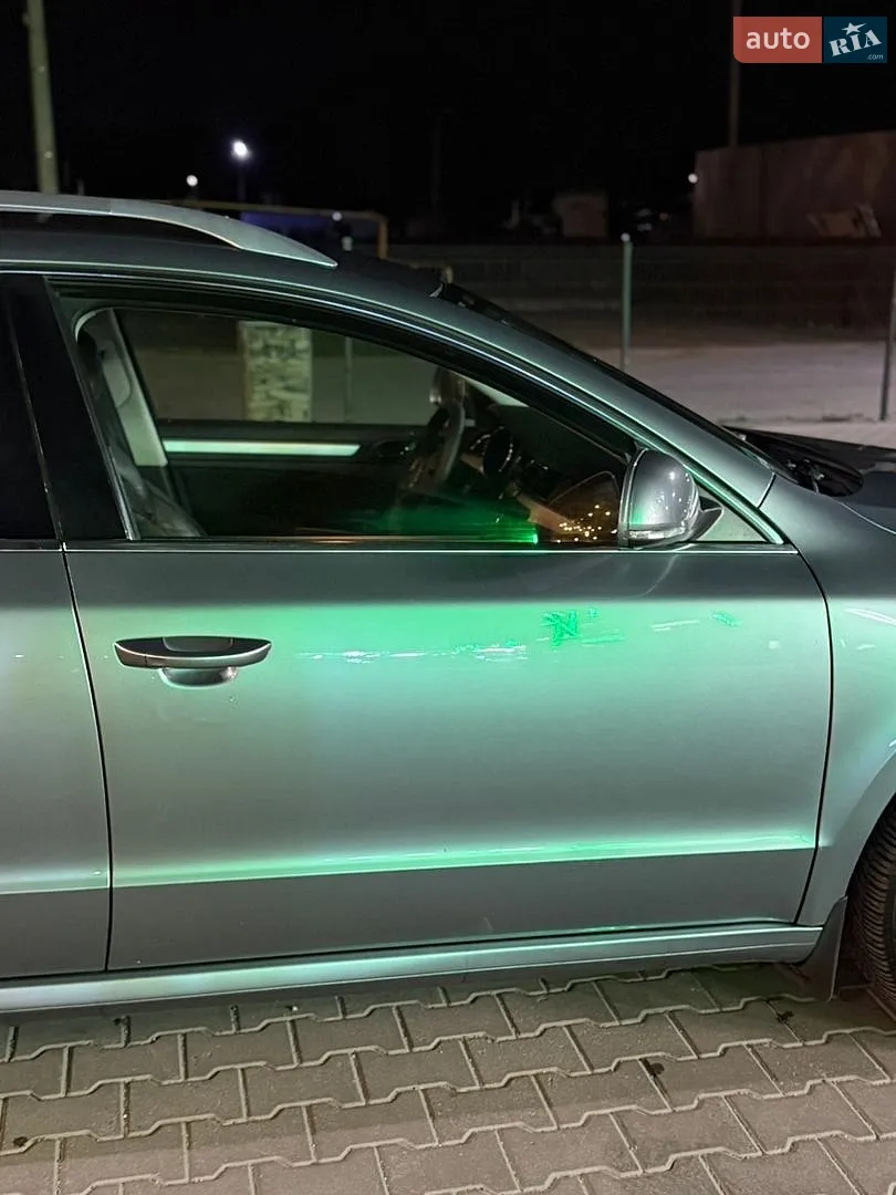 2011 Skoda Superb - мініатюра 17