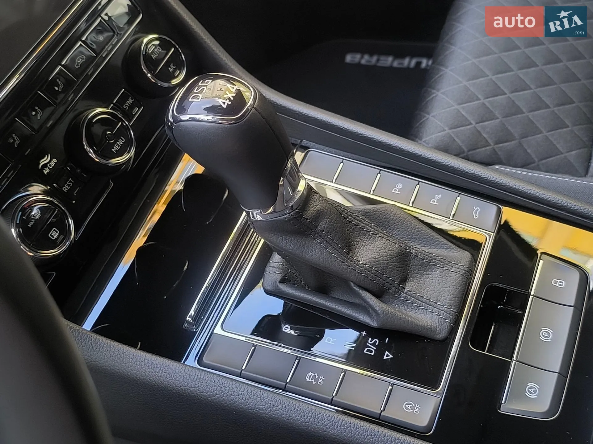 2018 Skoda Superb - мініатюра 23