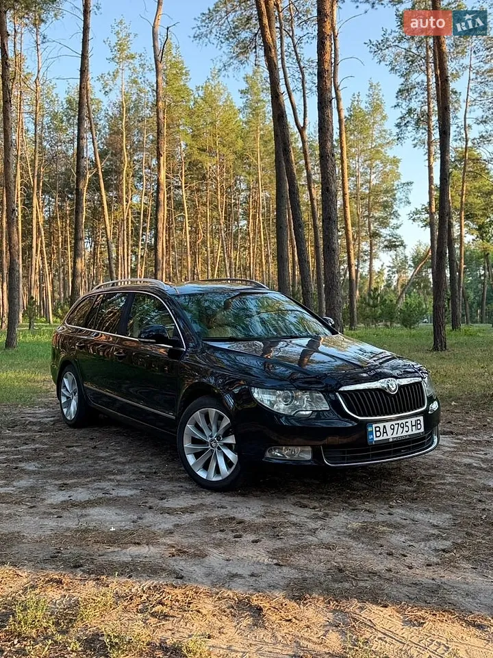 2010 Skoda Superb - мініатюра 23