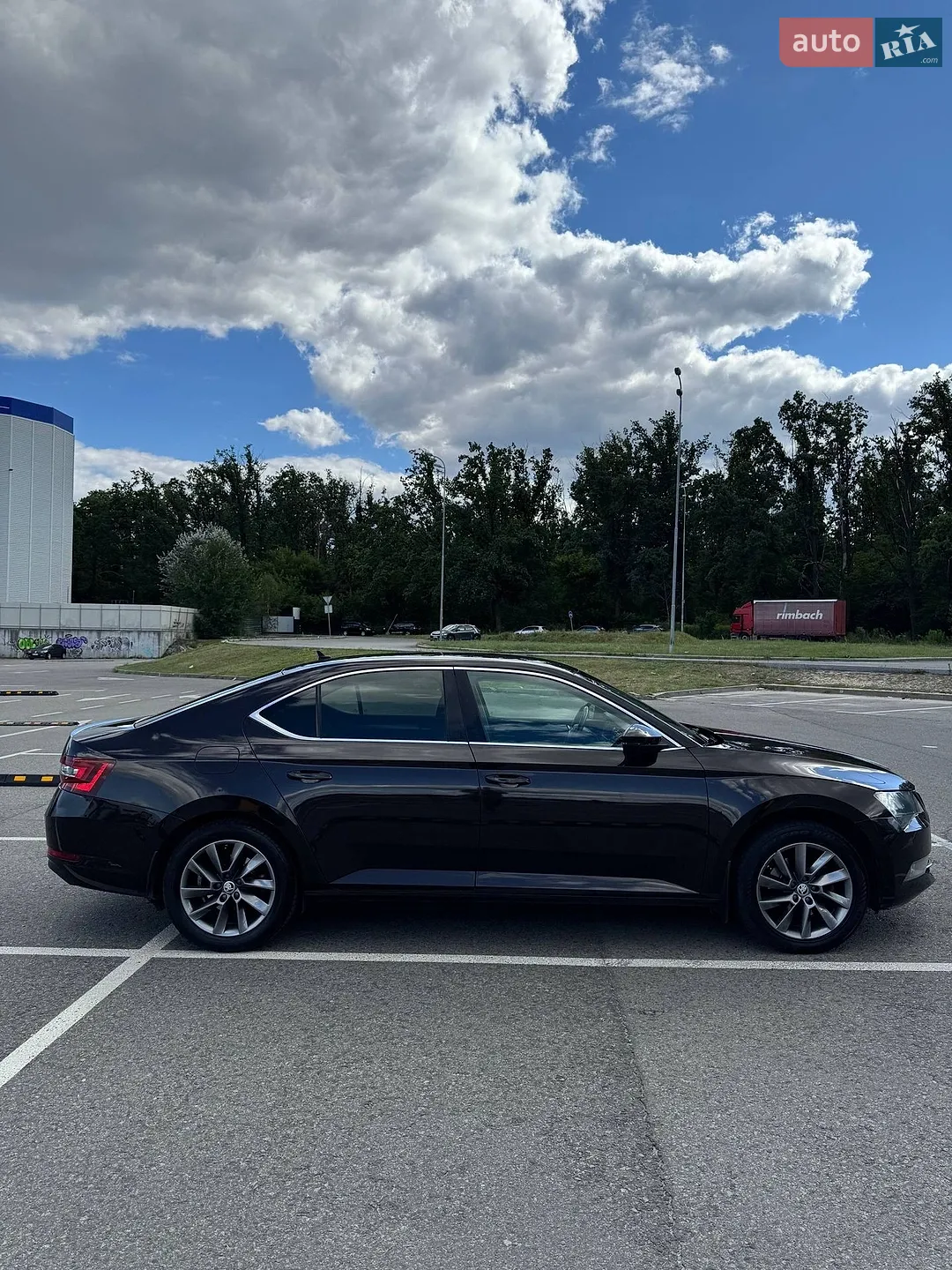 2016 Skoda Superb - мініатюра 5