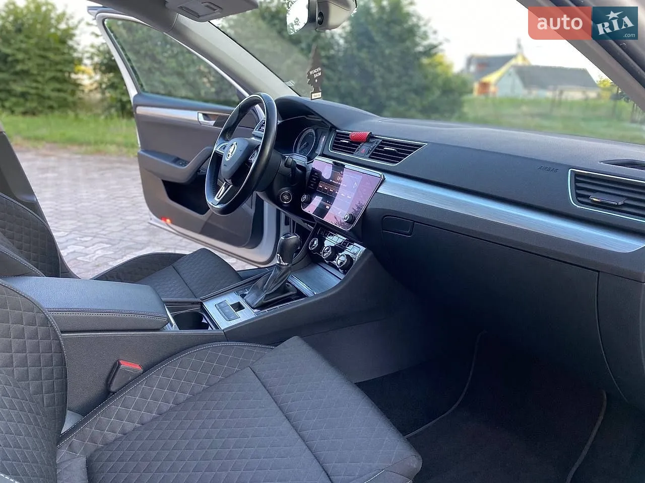 2019 Skoda Superb - мініатюра 35