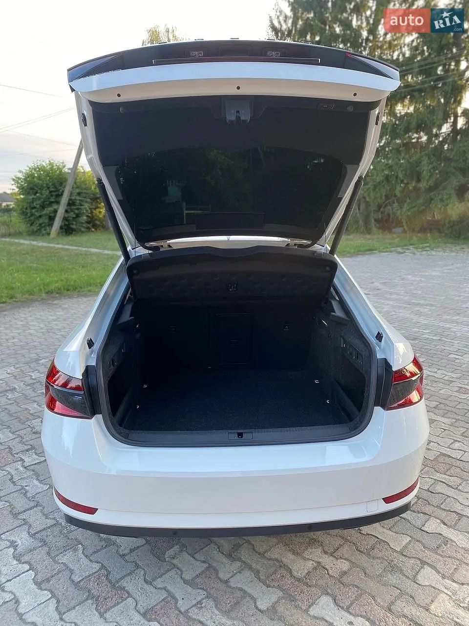 2019 Skoda Superb - мініатюра 72