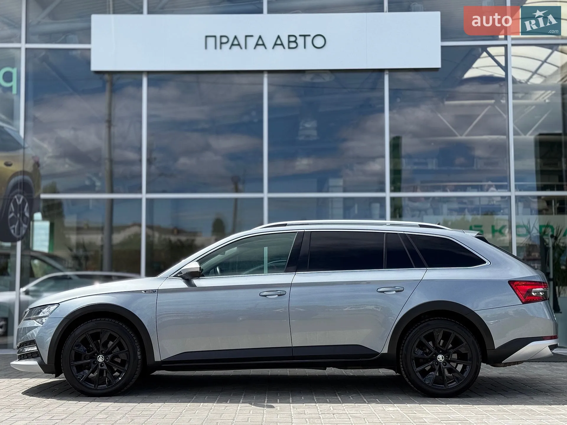 2021 Skoda Superb - мініатюра 2