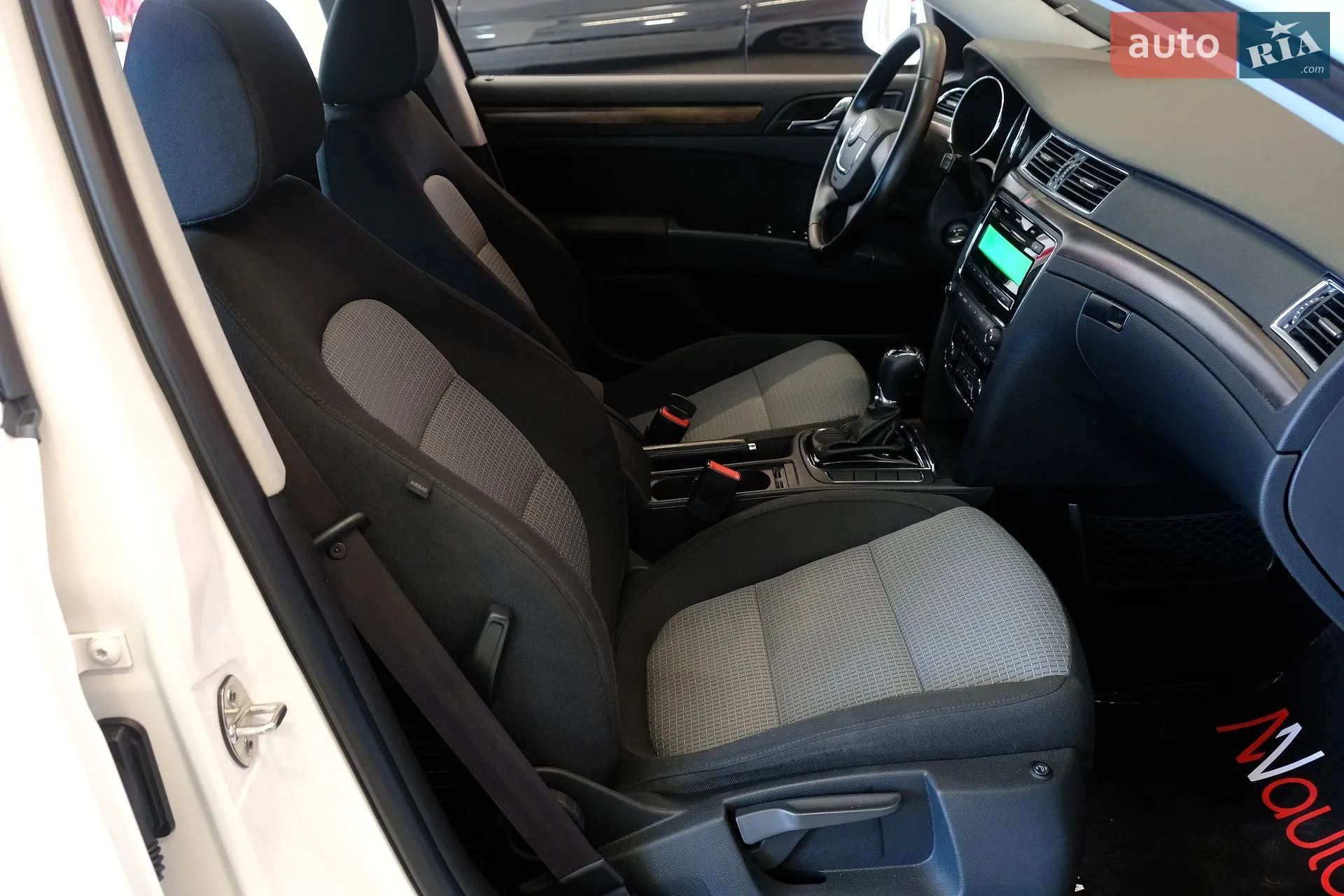 2013 Skoda Superb - мініатюра 41