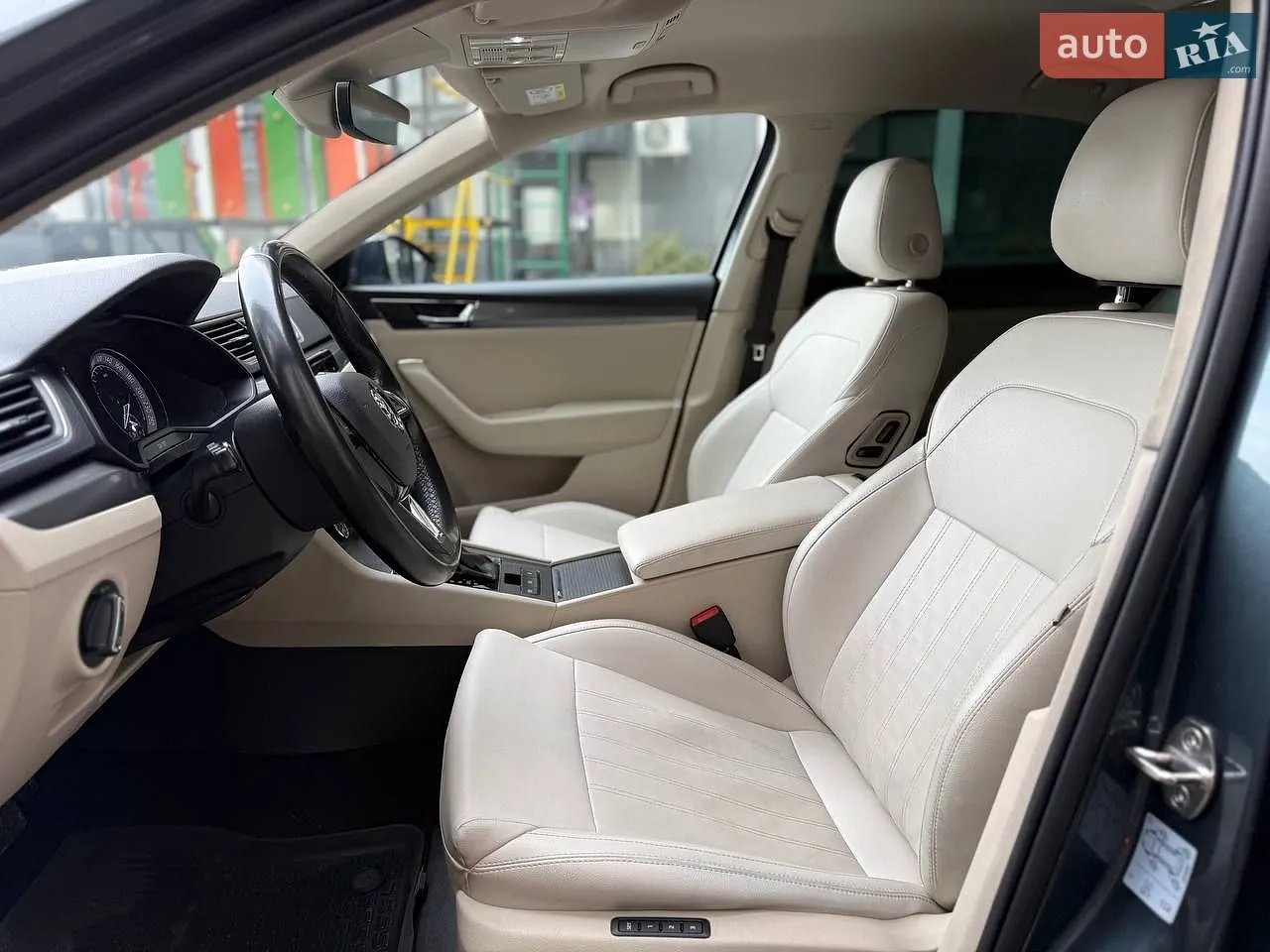 2019 Skoda Superb - мініатюра 18