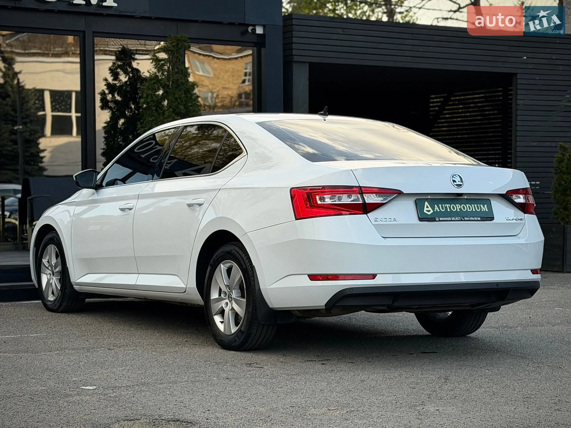 2019 Skoda Superb - мініатюра 14