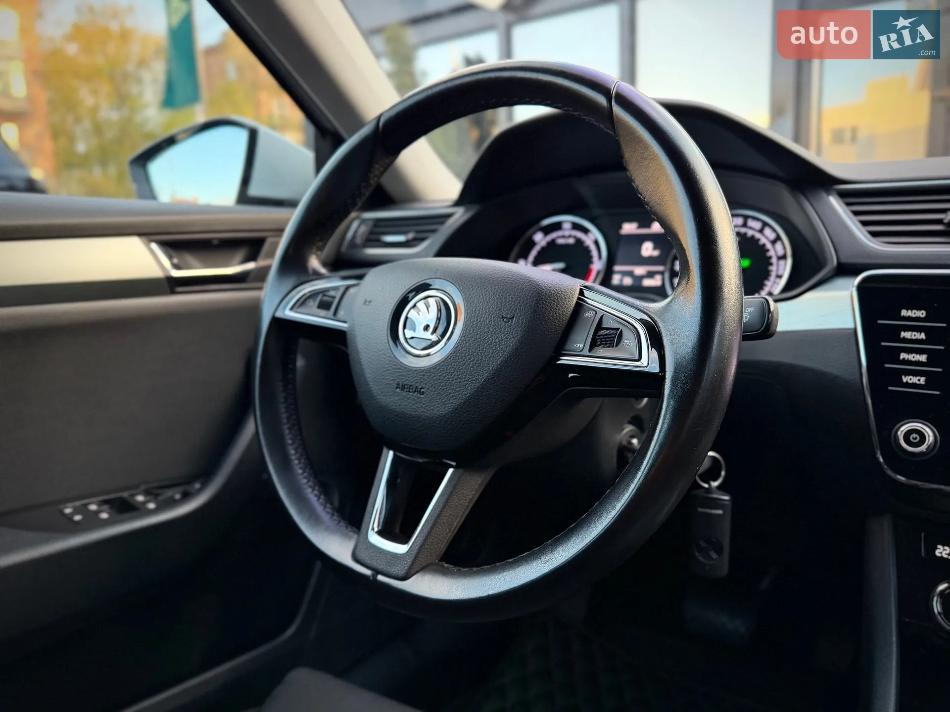 2019 Skoda Superb - мініатюра 42