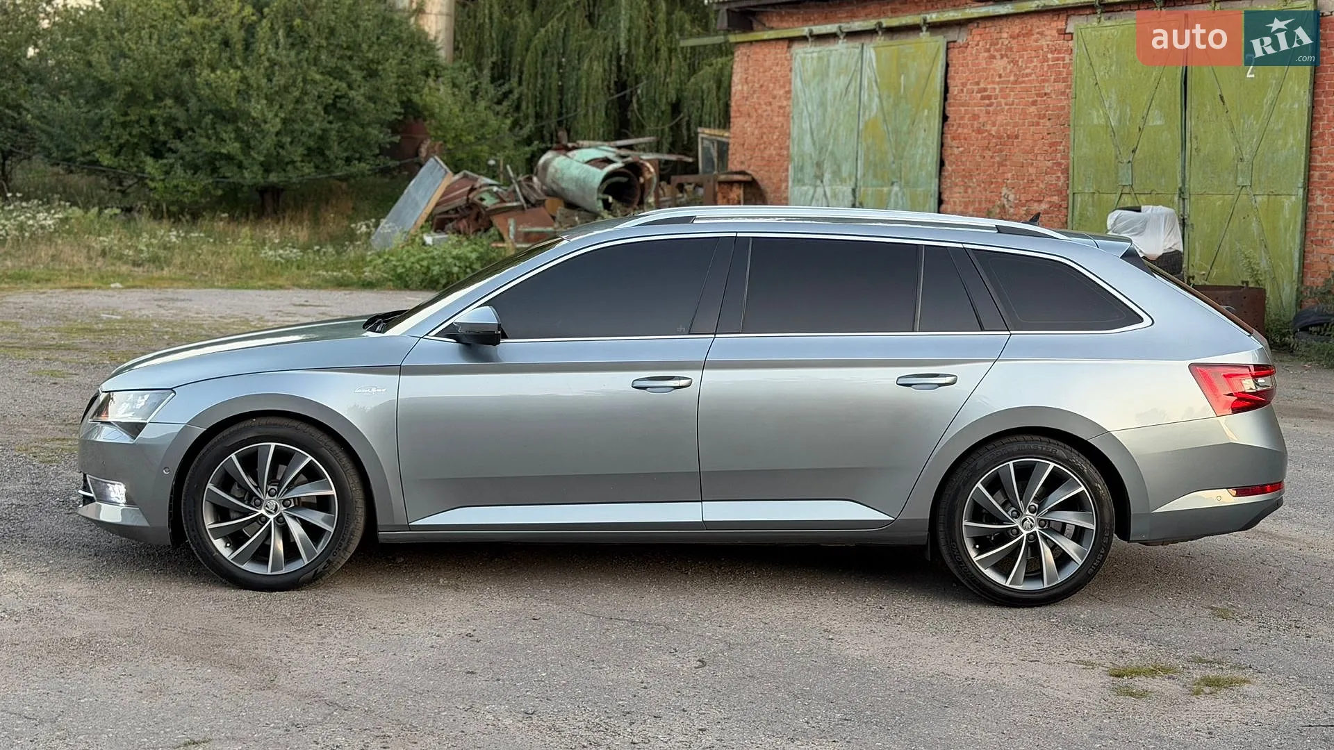 2019 Skoda Superb - мініатюра 15