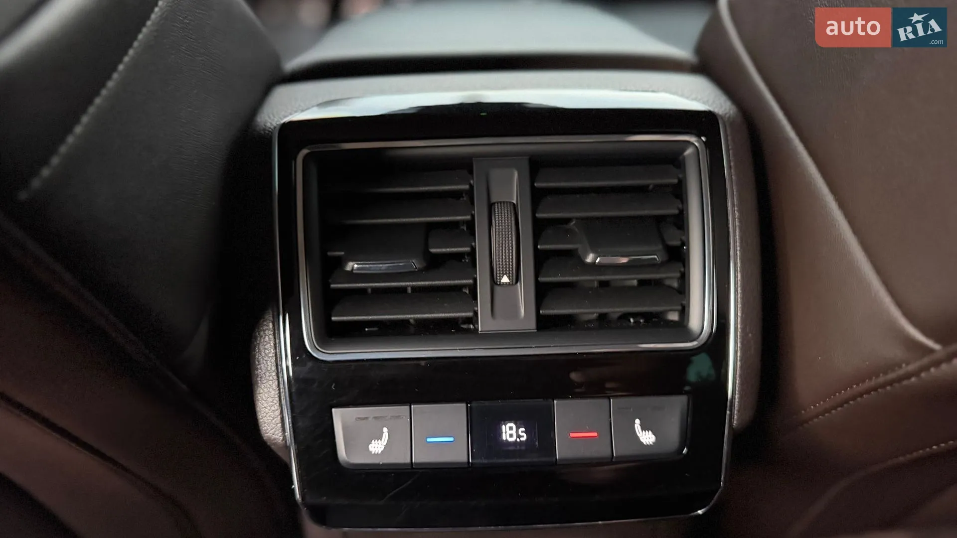 2019 Skoda Superb - мініатюра 38