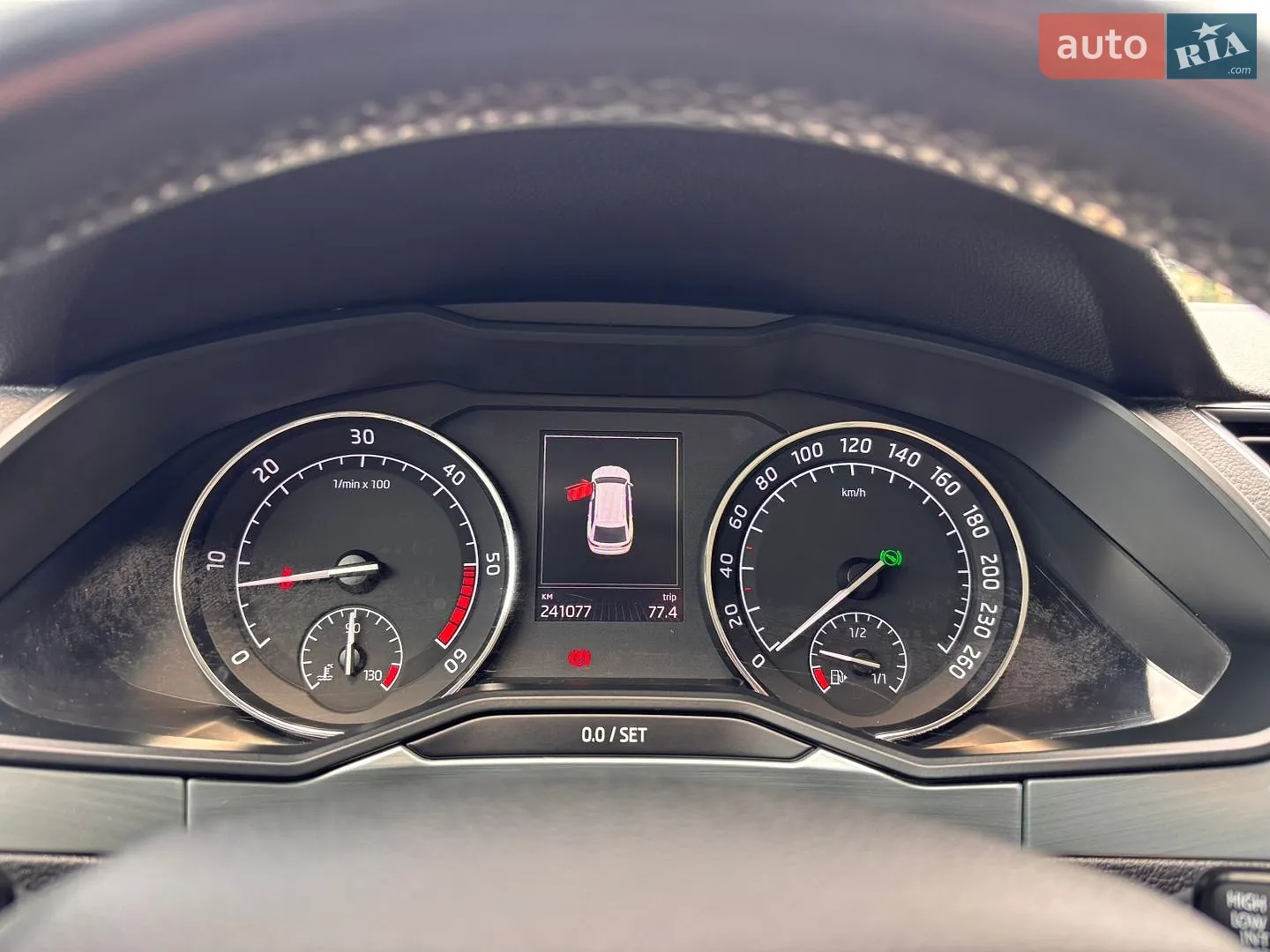 2017 Skoda Superb - мініатюра 12