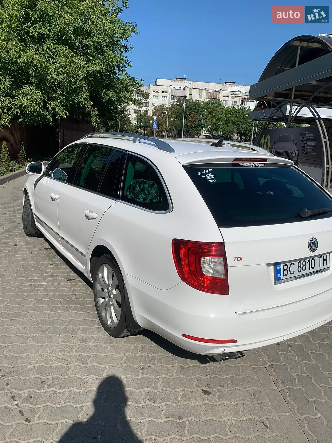 2011 Skoda Superb - мініатюра 6