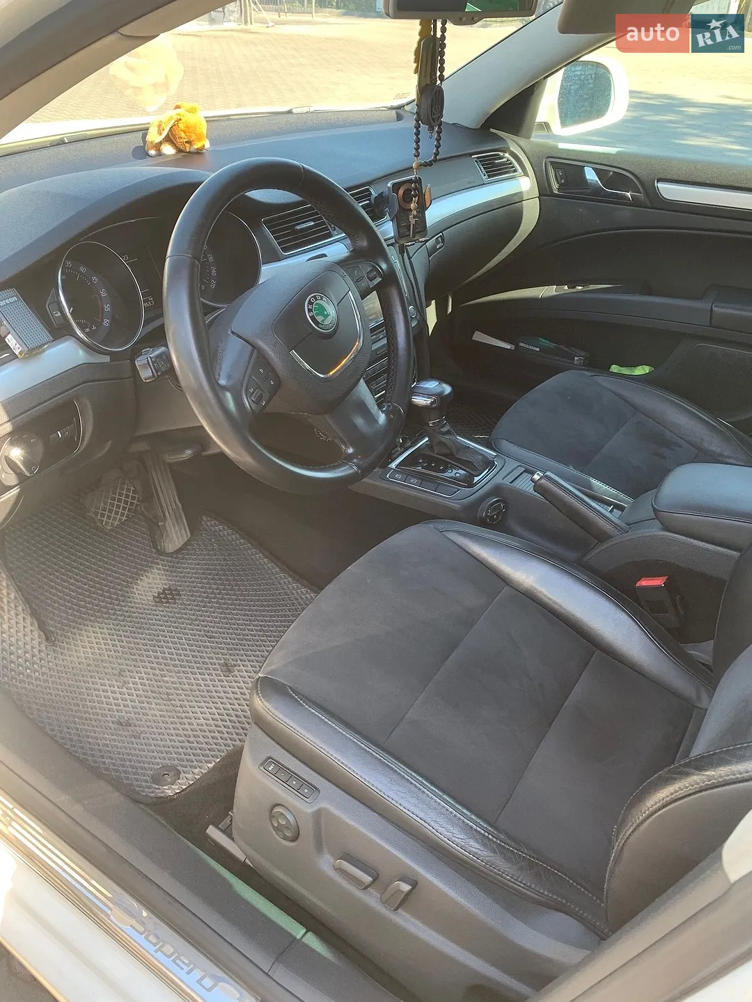 2011 Skoda Superb - мініатюра 9