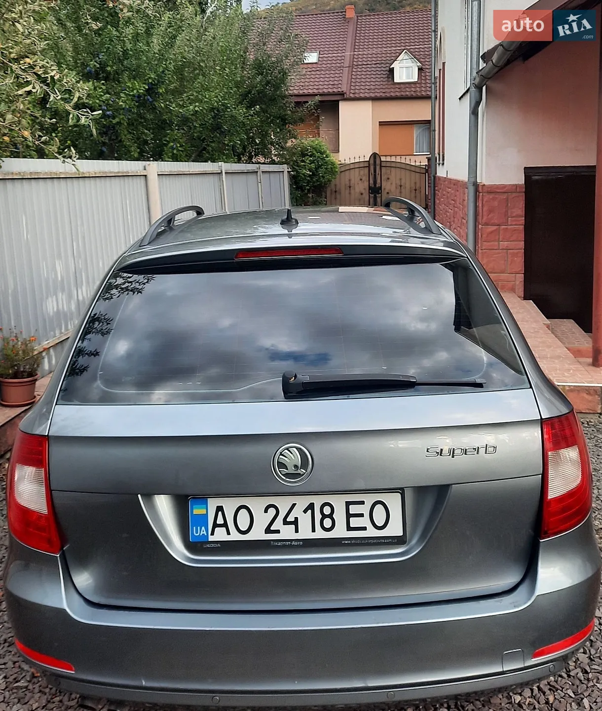 2011 Skoda Superb - мініатюра 2