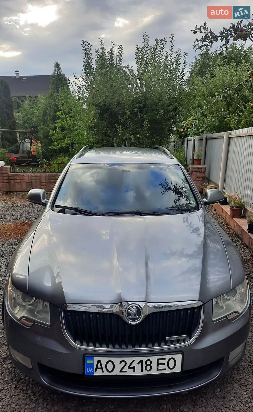 2011 Skoda Superb - фото 1