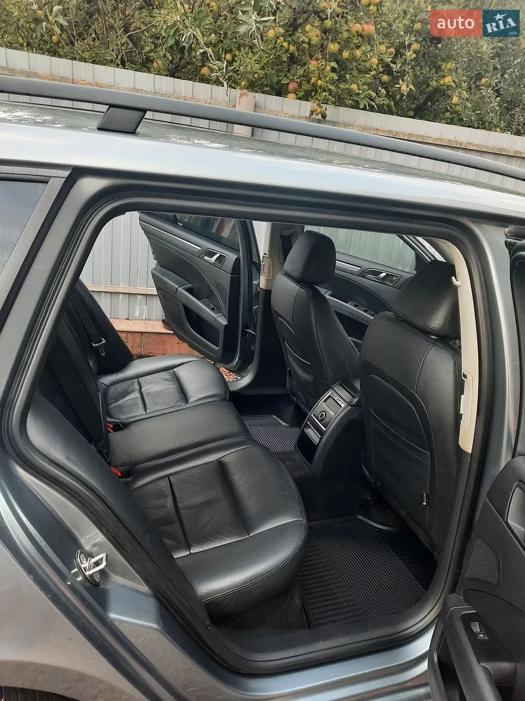 2011 Skoda Superb - мініатюра 17