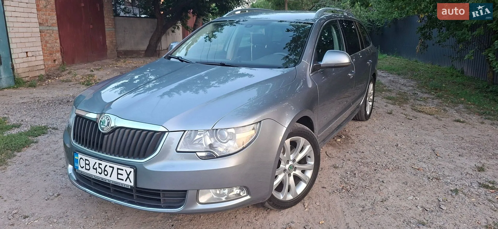 2010 Skoda Superb - фото 1