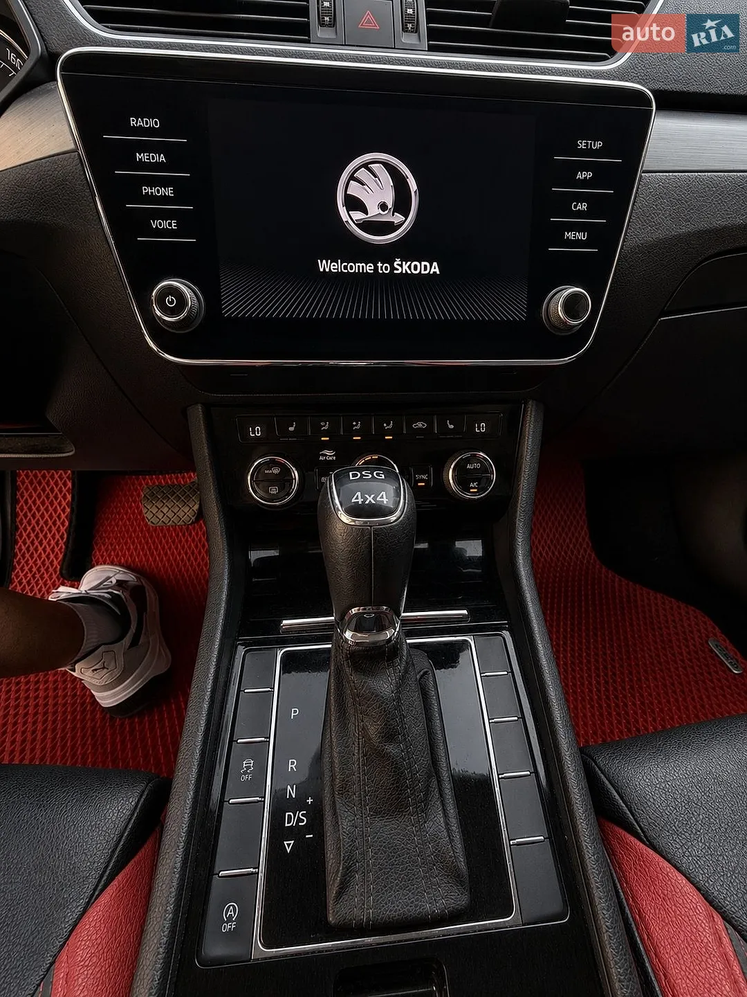 2018 Skoda Superb - мініатюра 12
