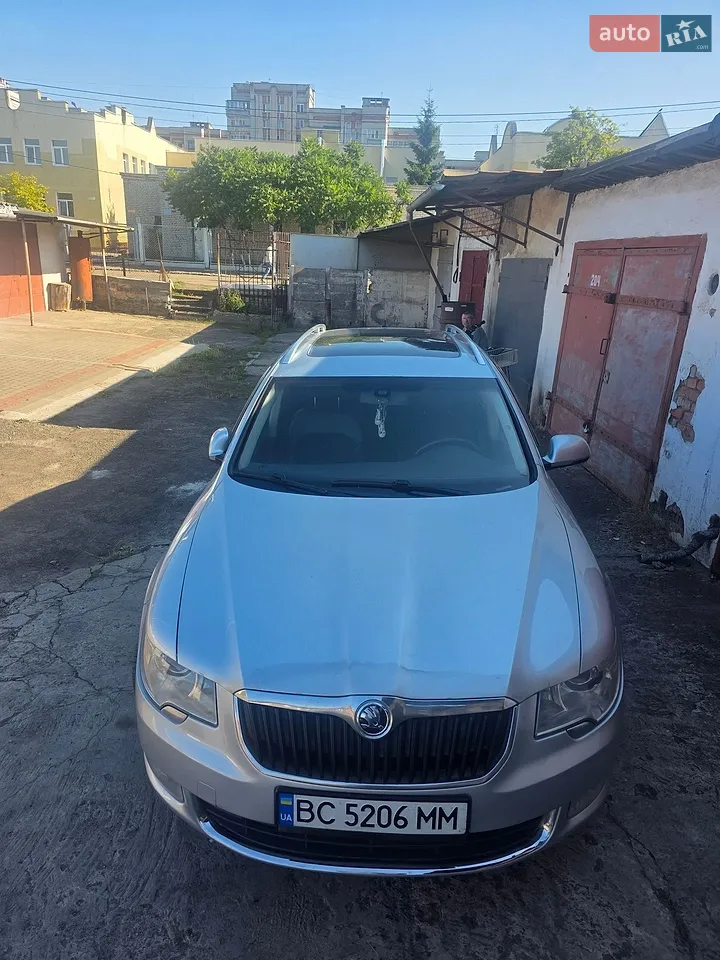 2012 Skoda Superb - мініатюра 7