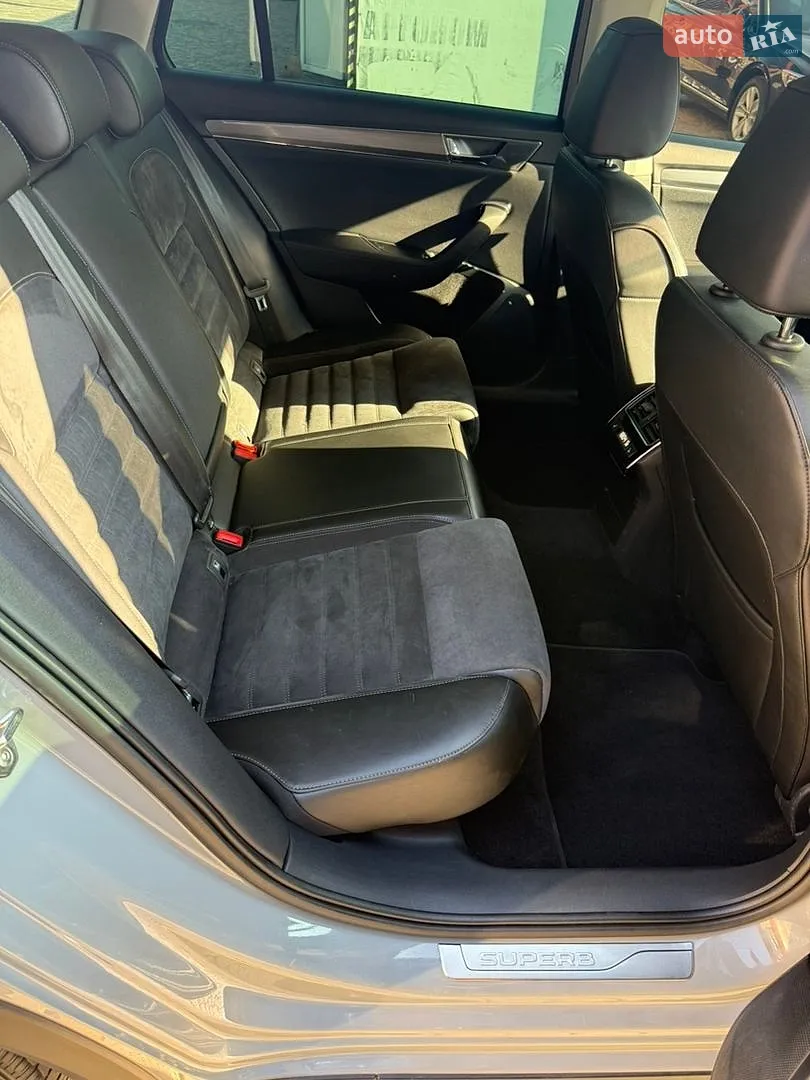 2020 Skoda Superb - мініатюра 44