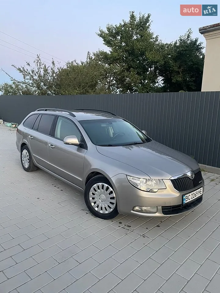 2011 Skoda Superb - мініатюра 17