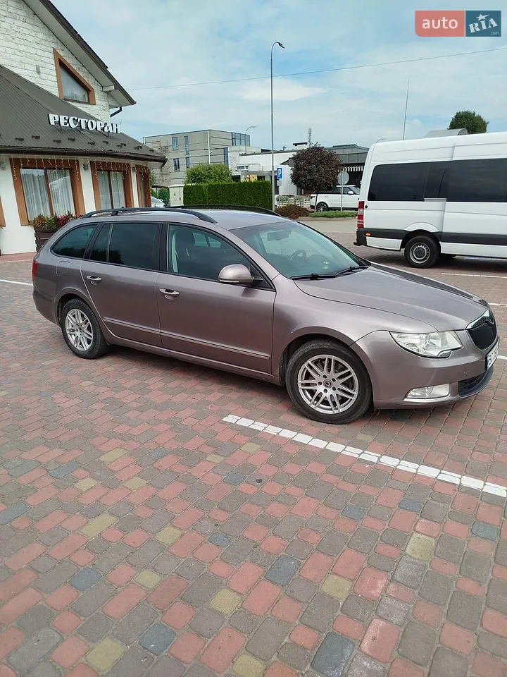 2012 Skoda Superb - мініатюра 15
