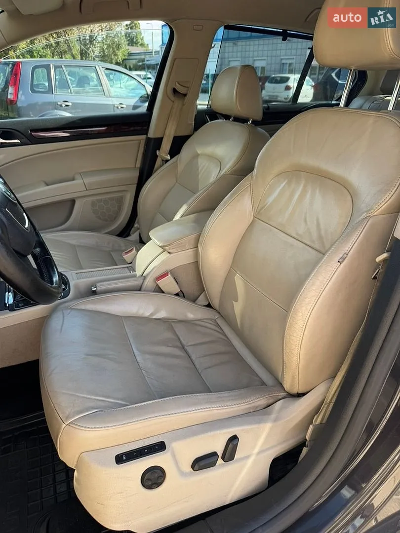 2010 Skoda Superb - мініатюра 7