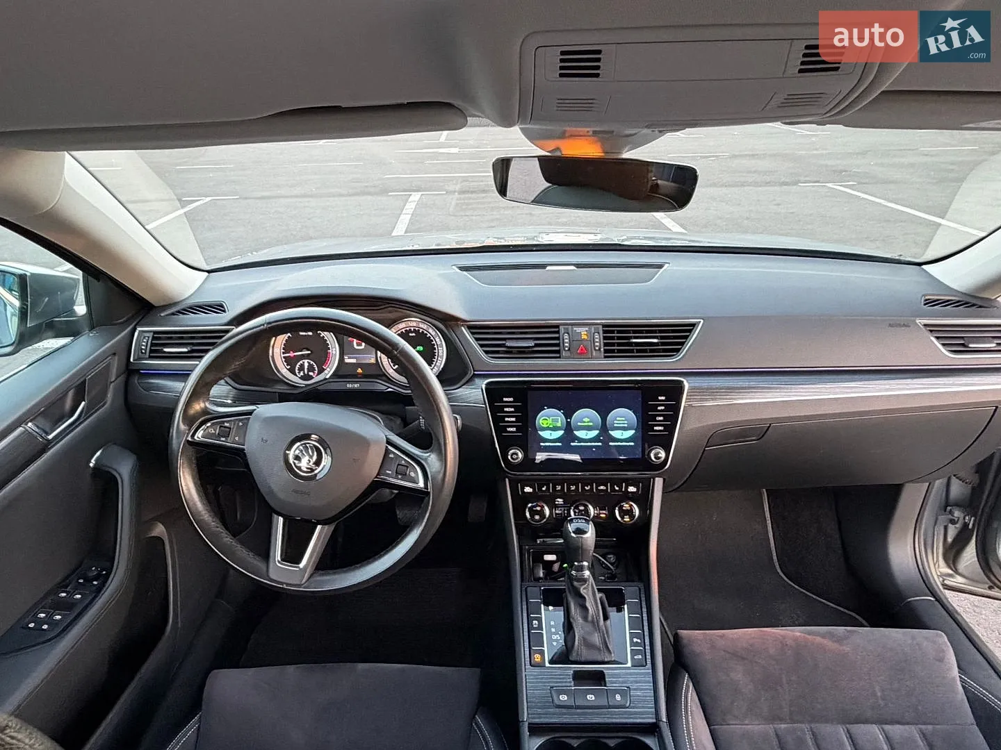 2019 Skoda Superb - мініатюра 43