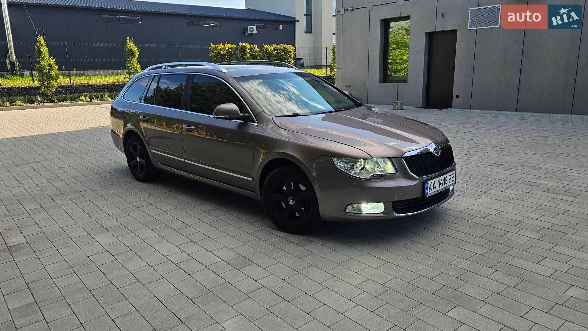 2012 Skoda Superb - мініатюра 2