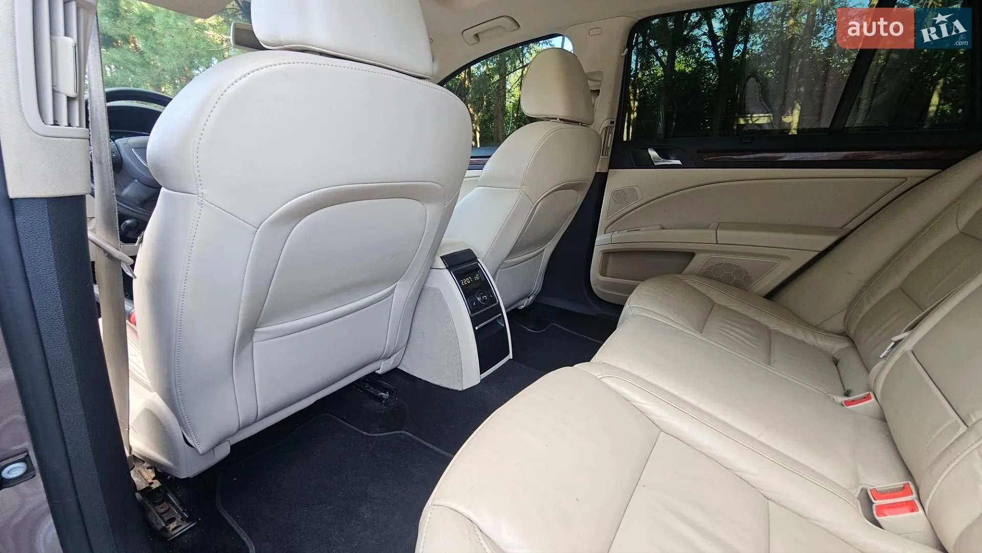 2012 Skoda Superb - мініатюра 13