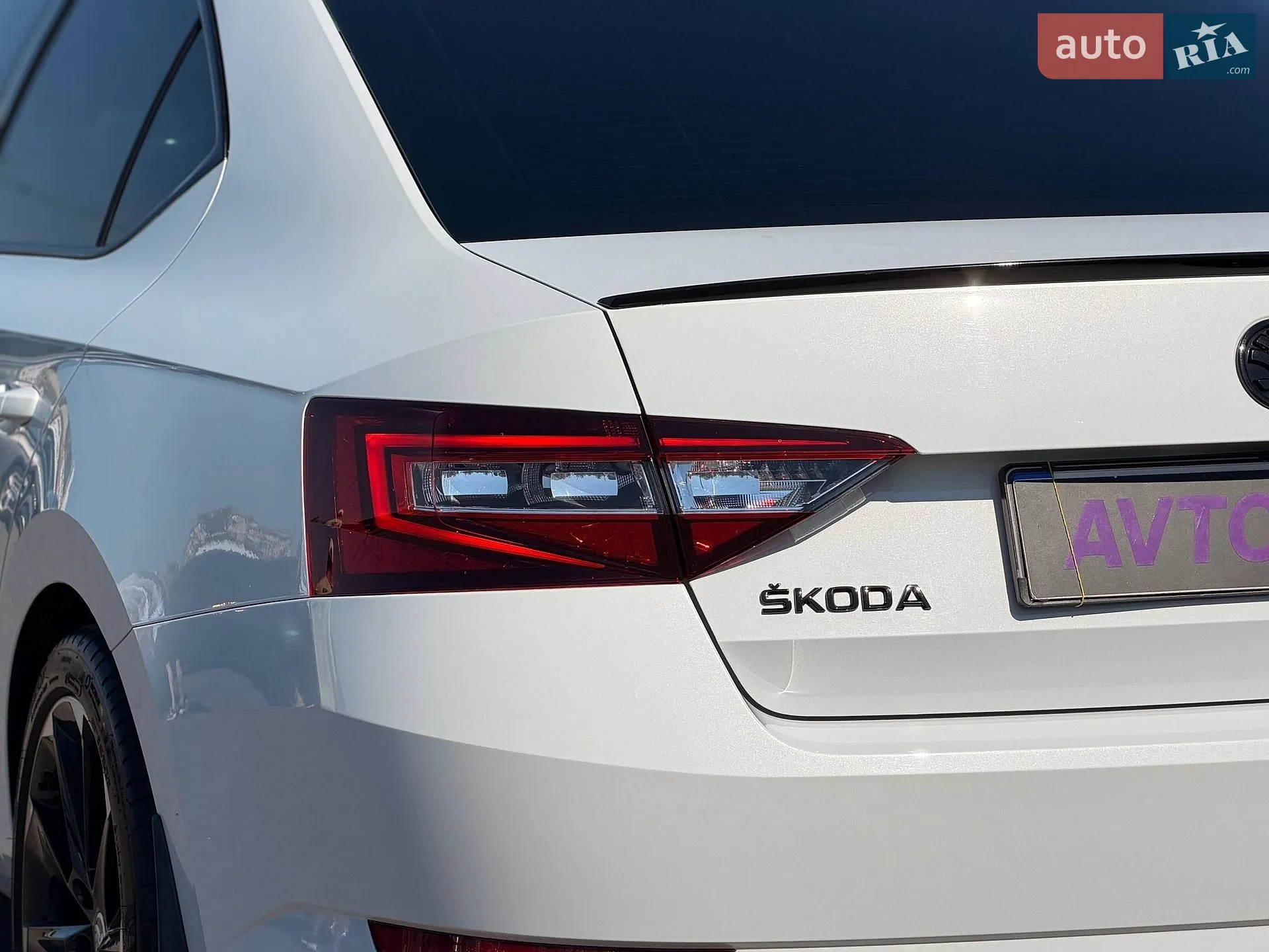 2015 Skoda Superb - мініатюра 26
