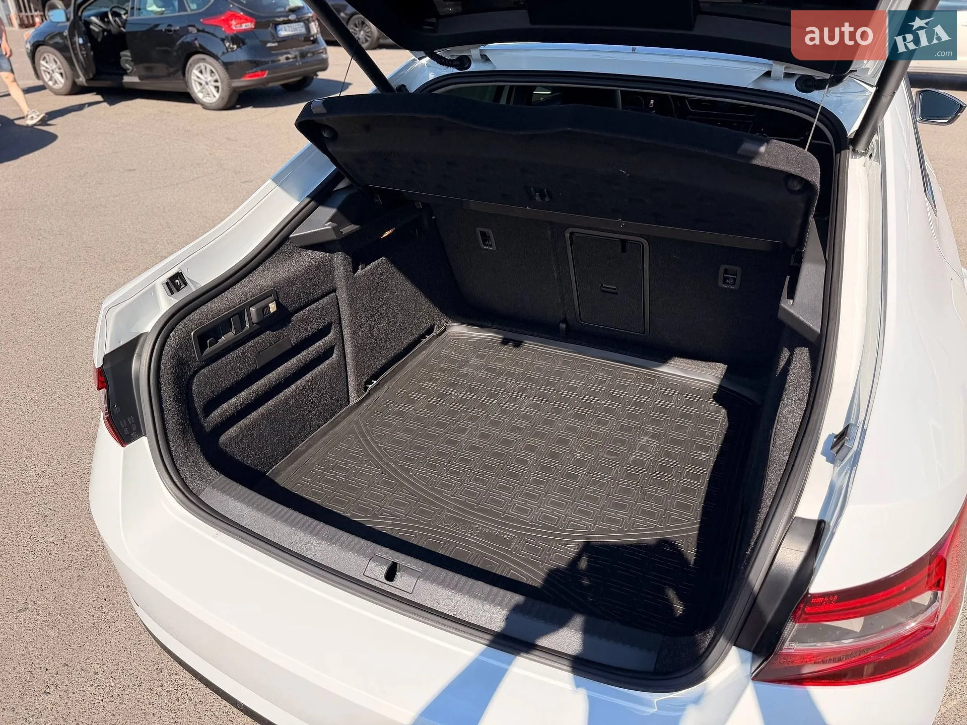 2015 Skoda Superb - мініатюра 35