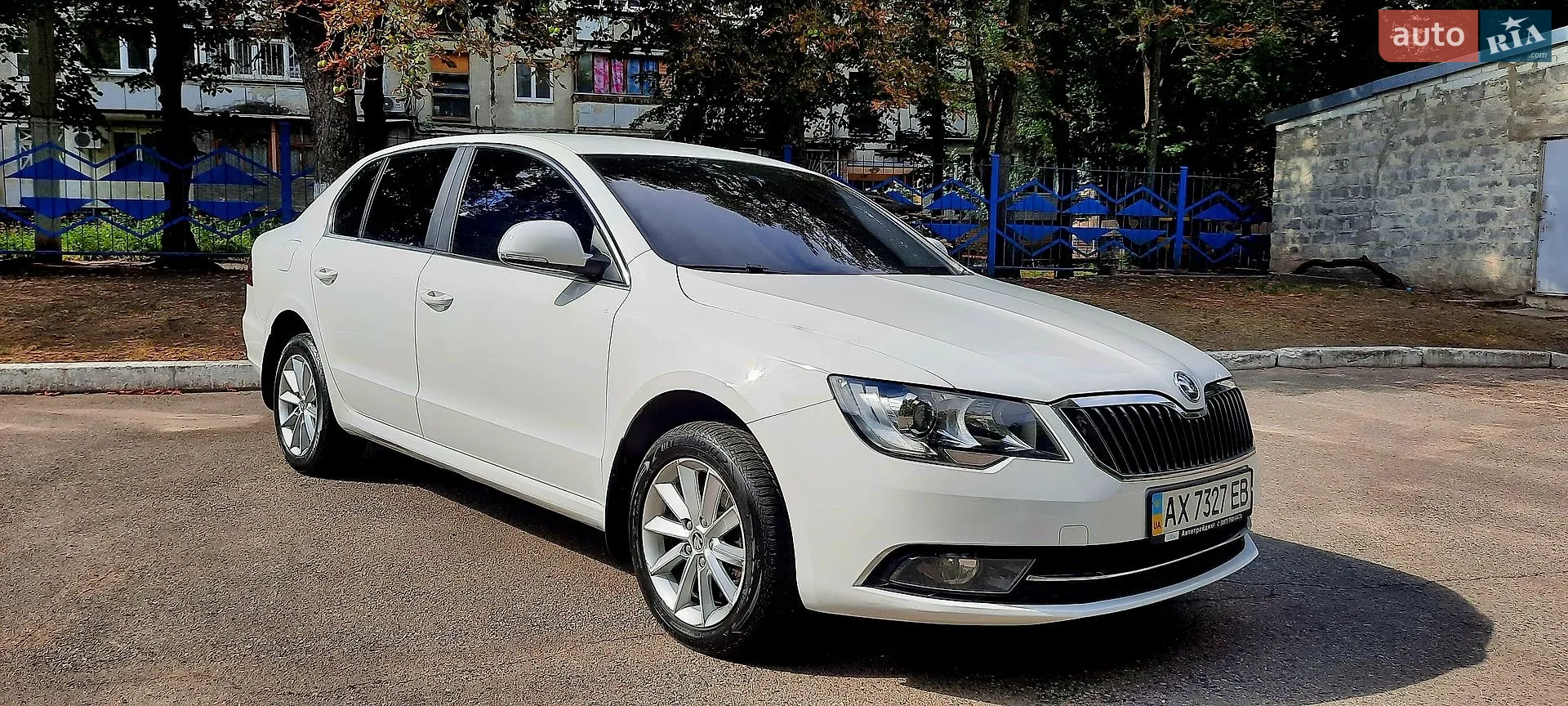 2013 Skoda Superb - мініатюра 8