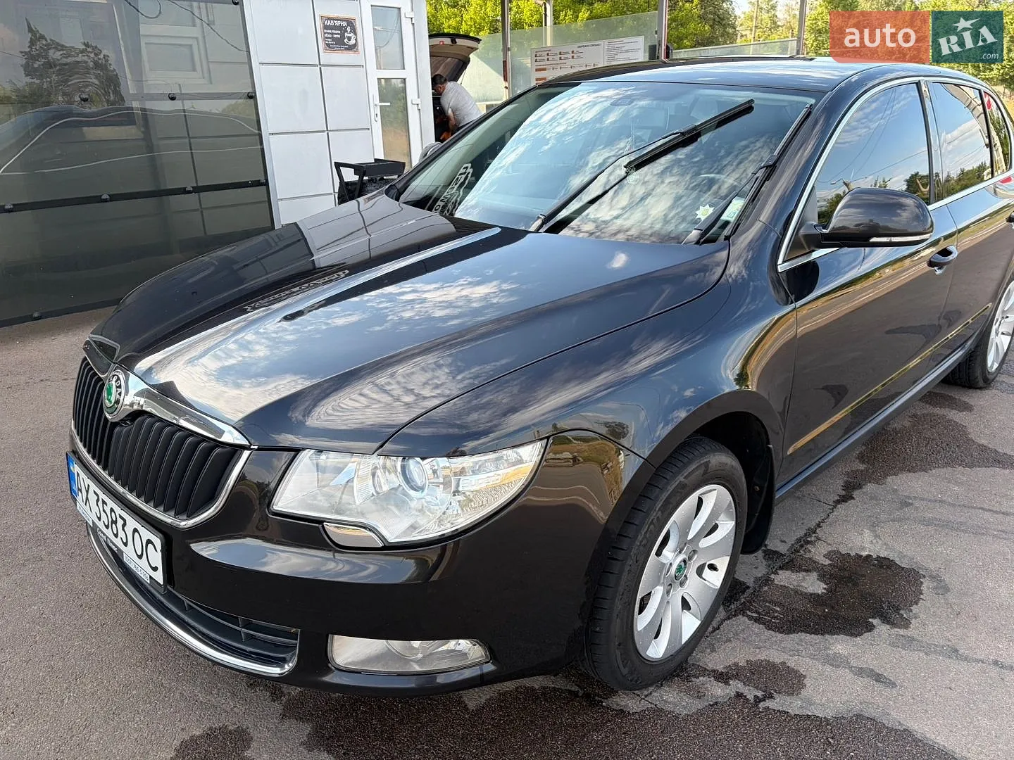 2010 Skoda Superb - мініатюра 3