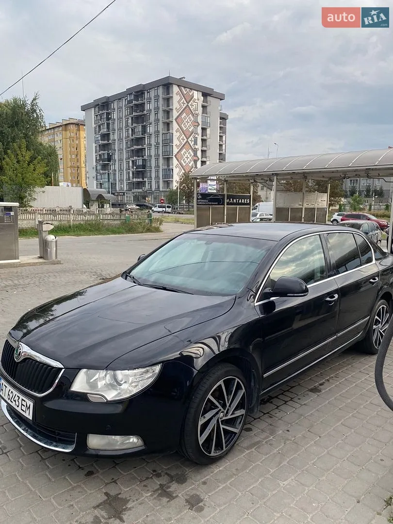 2010 Skoda Superb - мініатюра 6