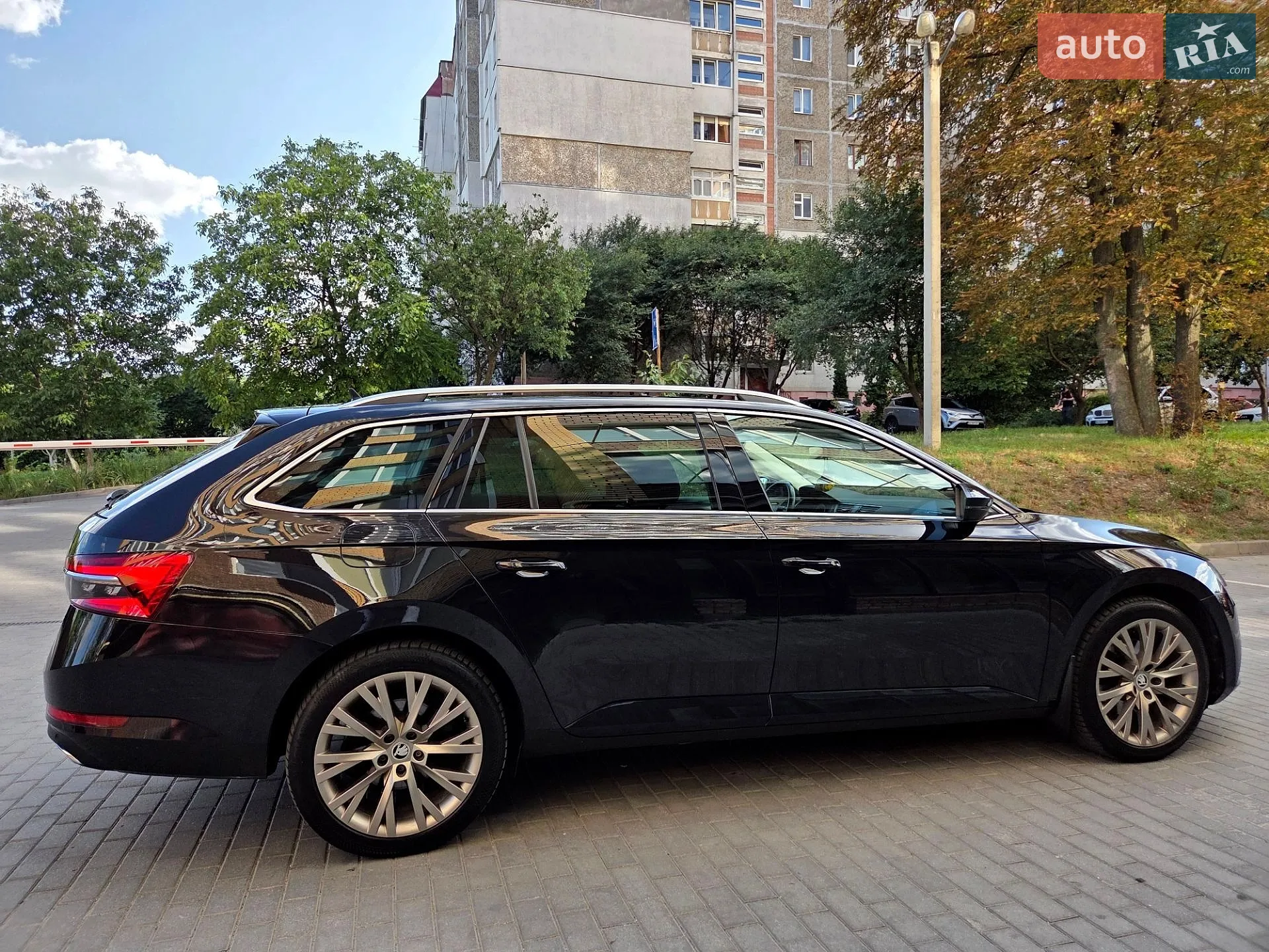 2019 Skoda Superb - мініатюра 6