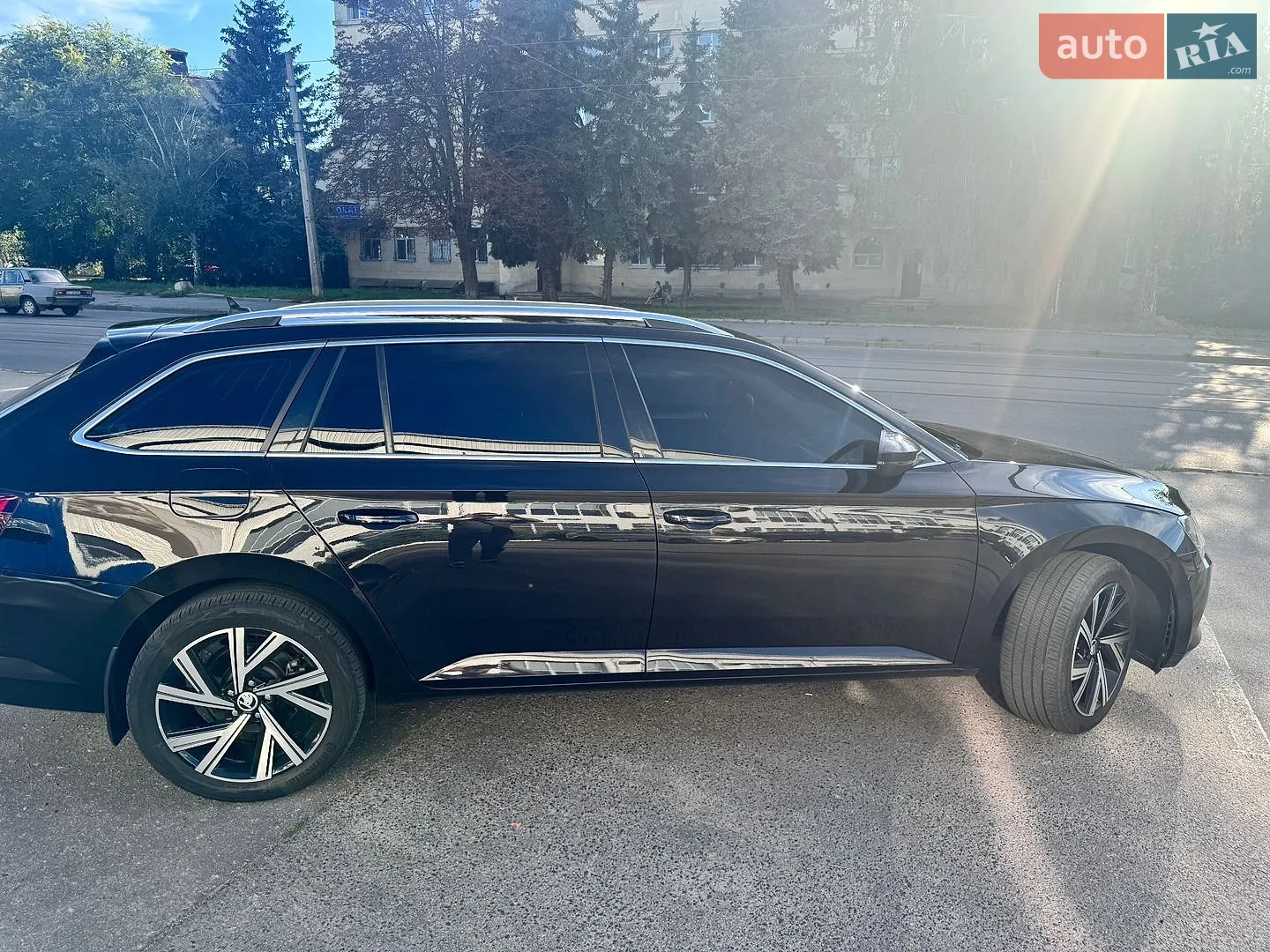 2019 Skoda Superb - мініатюра 4