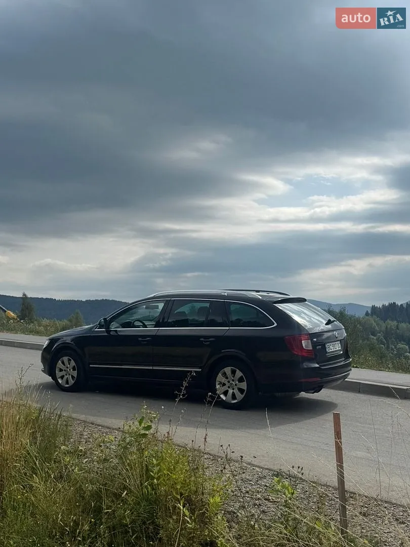2011 Skoda Superb - мініатюра 5