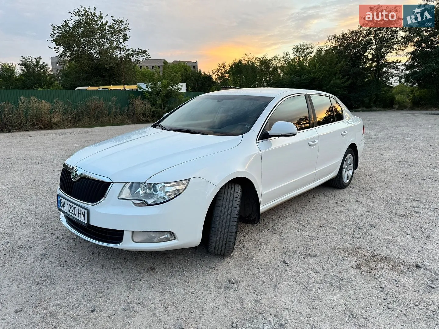 2013 Skoda Superb - мініатюра 2