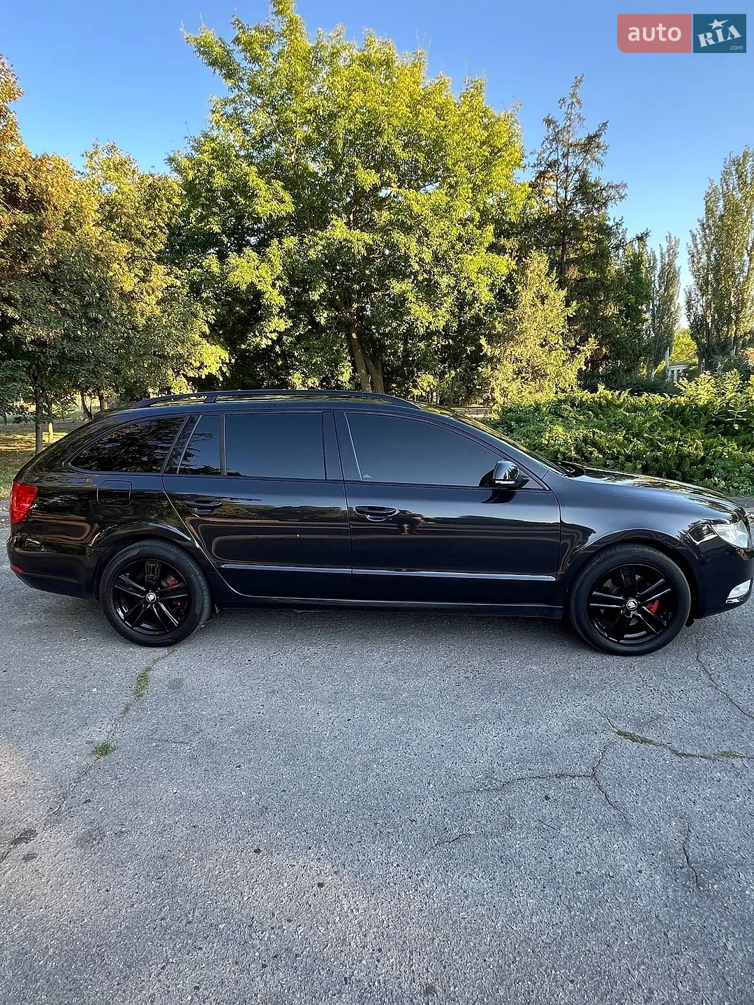 2010 Skoda Superb - мініатюра 3