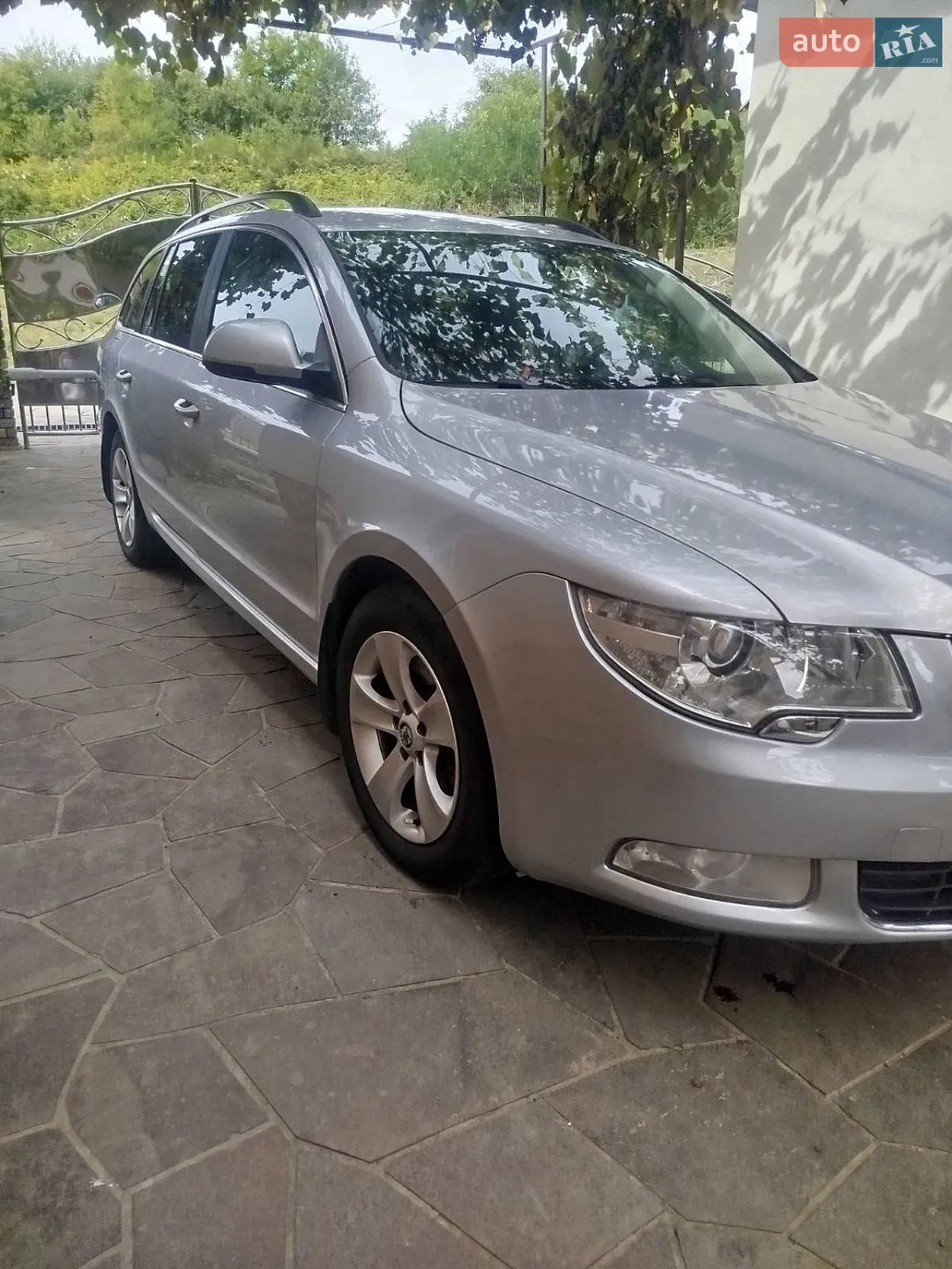 2011 Skoda Superb - мініатюра 3