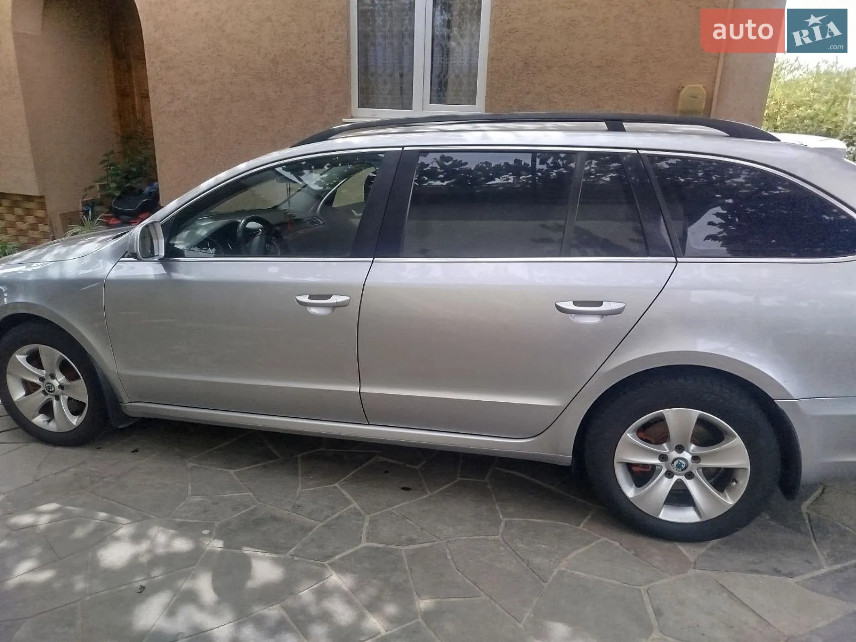 2011 Skoda Superb - мініатюра 11