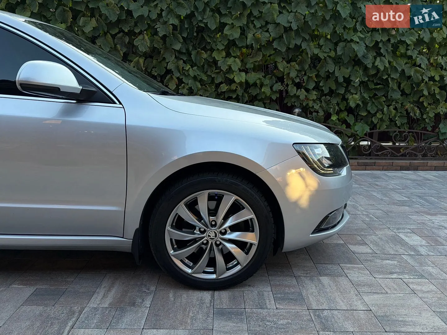 2014 Skoda Superb - мініатюра 3