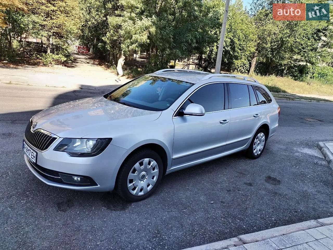 2013 Skoda Superb - фото 1