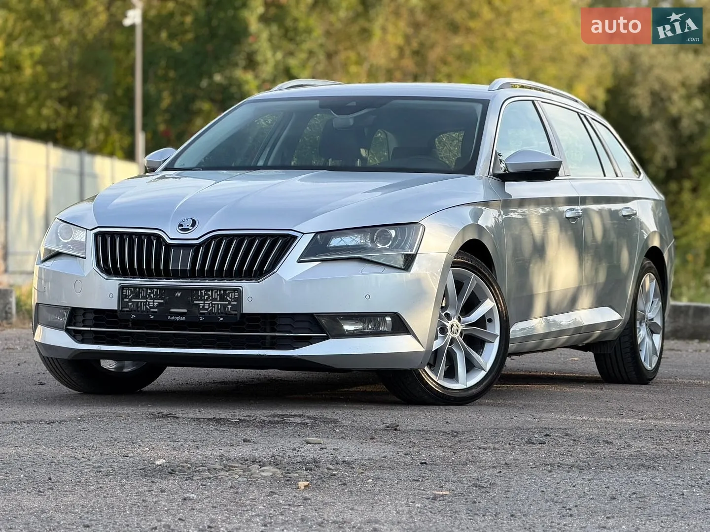 2018 Skoda Superb - мініатюра 2