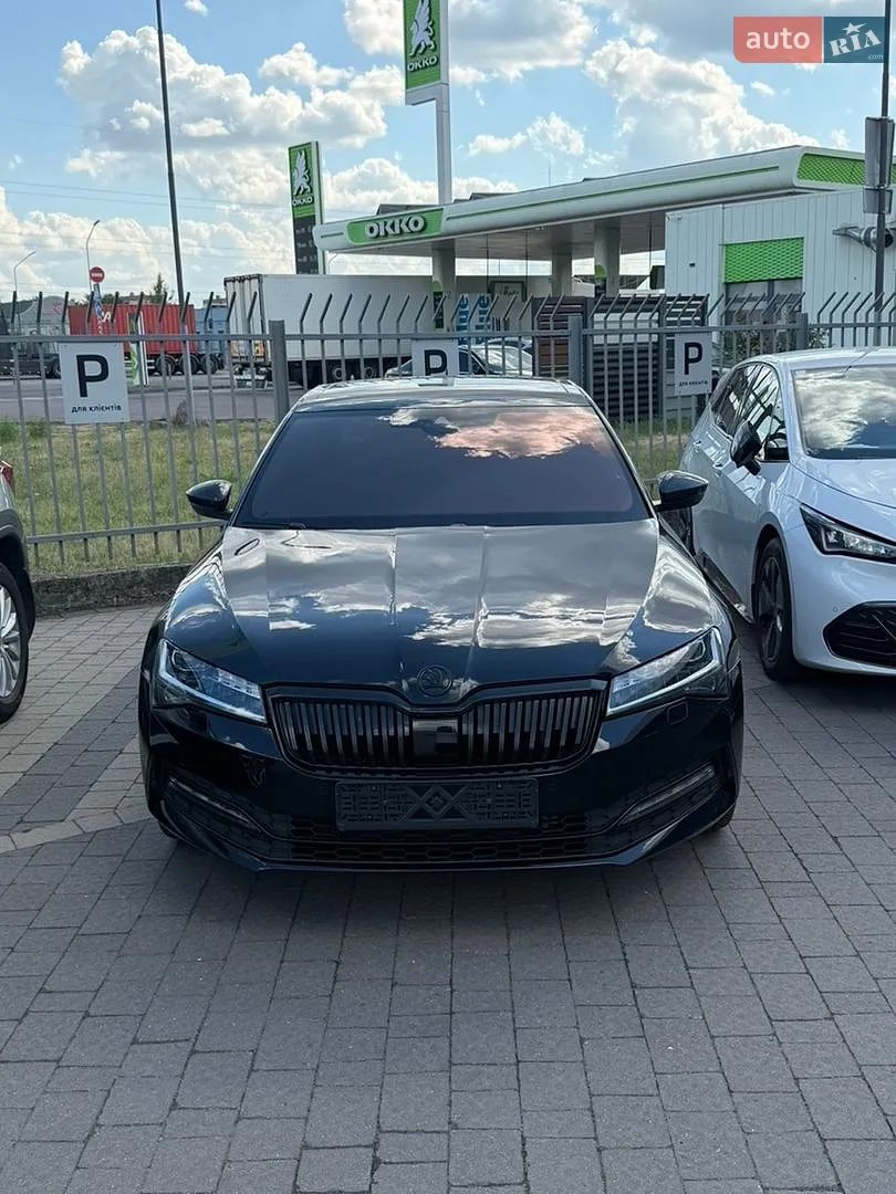 2020 Skoda Superb - мініатюра 11