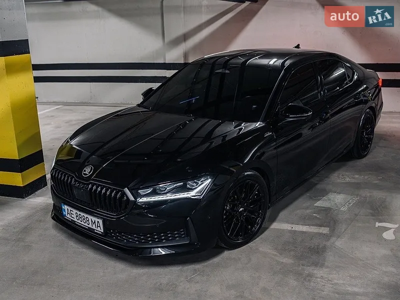 Skoda Superb 2025