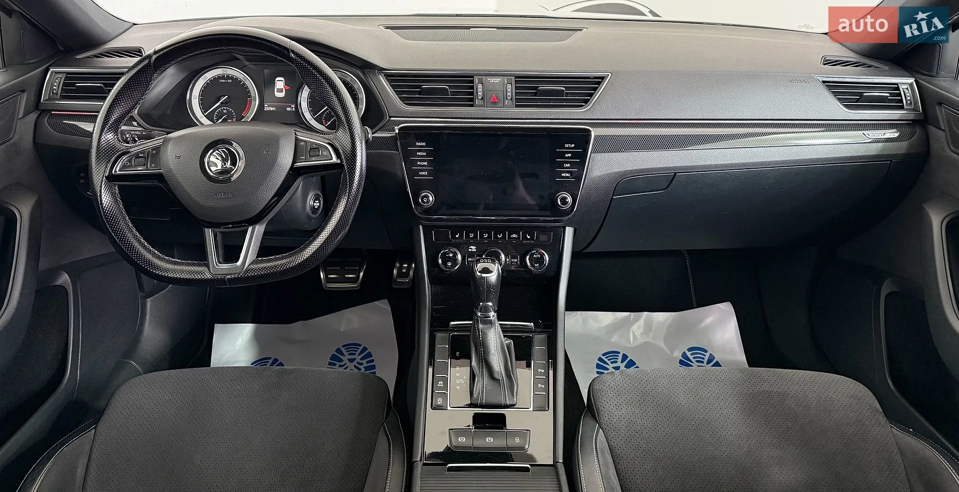 2018 Skoda Superb - мініатюра 11
