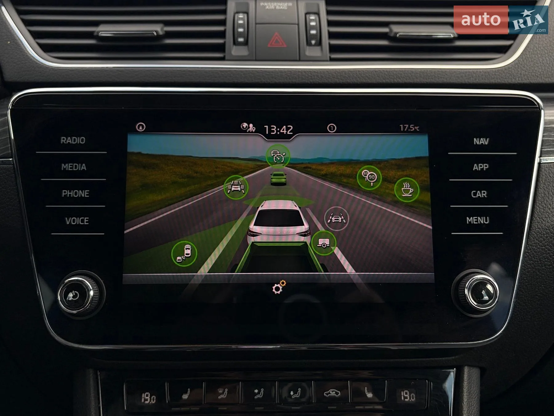 2021 Skoda Superb - мініатюра 66