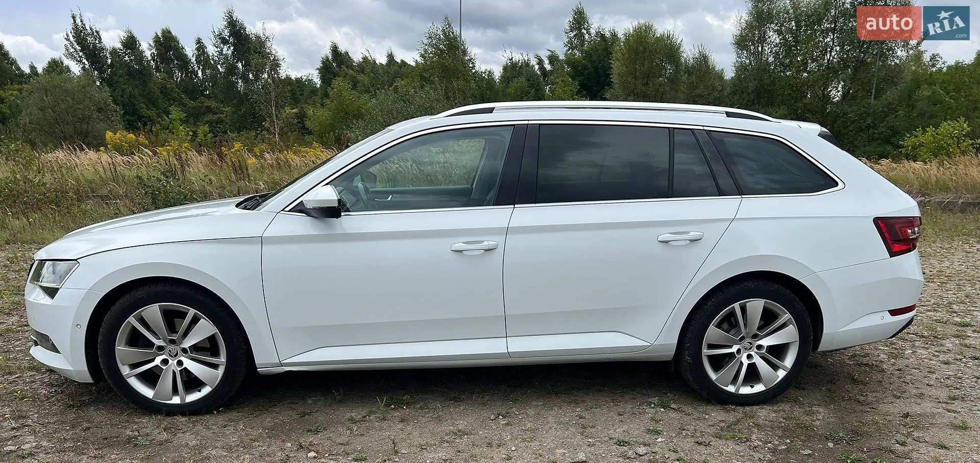 2016 Skoda Superb - мініатюра 36