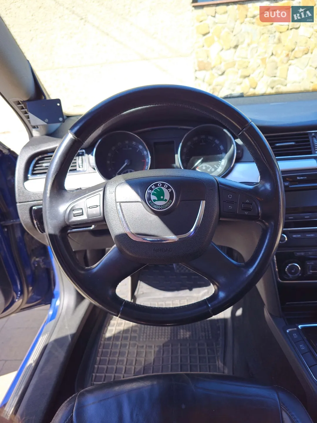 2010 Skoda Superb - мініатюра 48